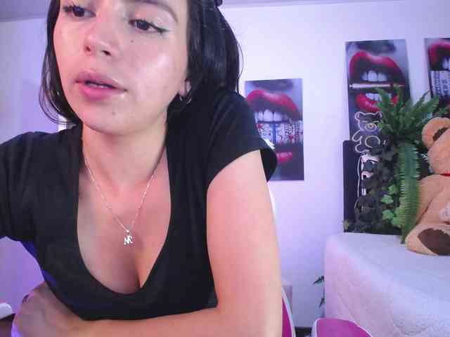 likaalittle webcam