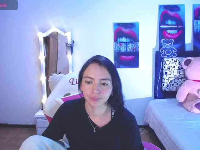 likaalittle webcam