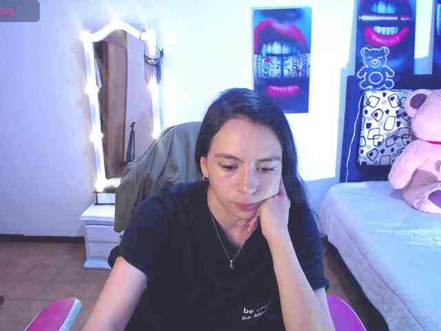 likaalittle webcam