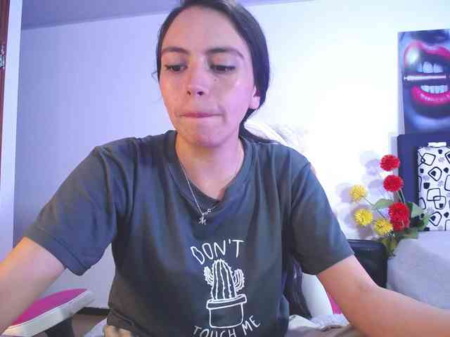 likaalittle webcam