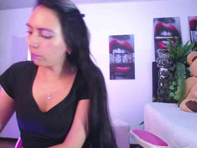 likaalittle webcam
