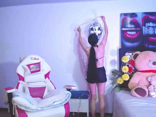 likaalittle webcam
