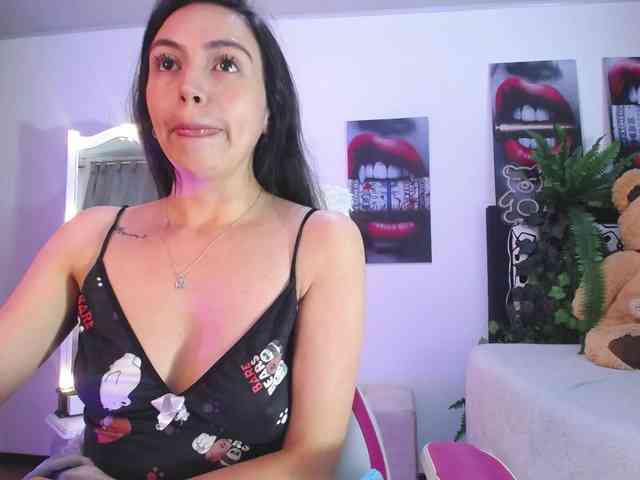 likaalittle webcam