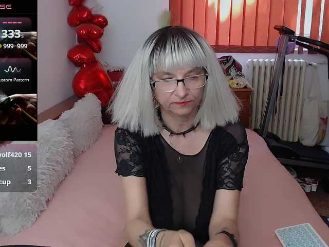 MilfDolores live cam on BongaCams