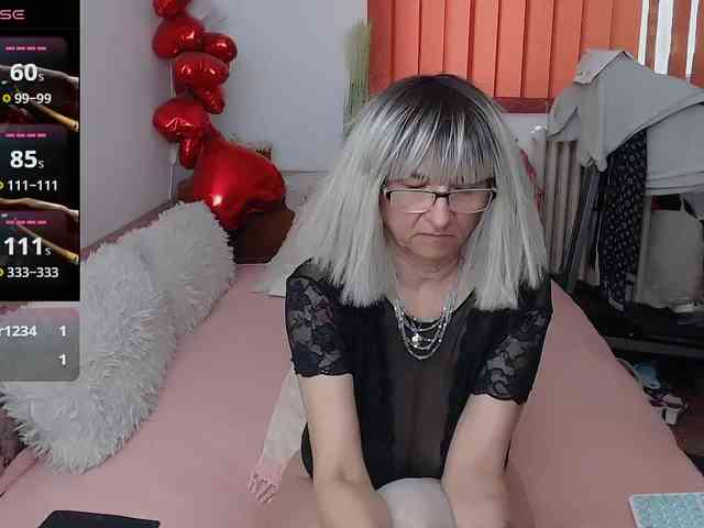 MilfDolores webcam