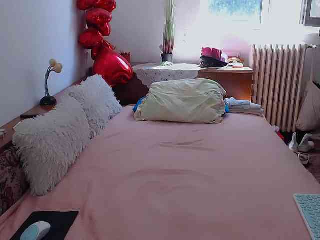 MilfDolores webcam