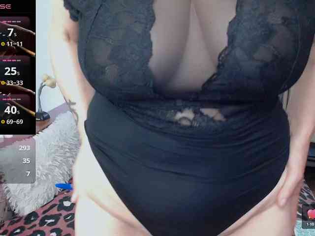MilfDolores webcam