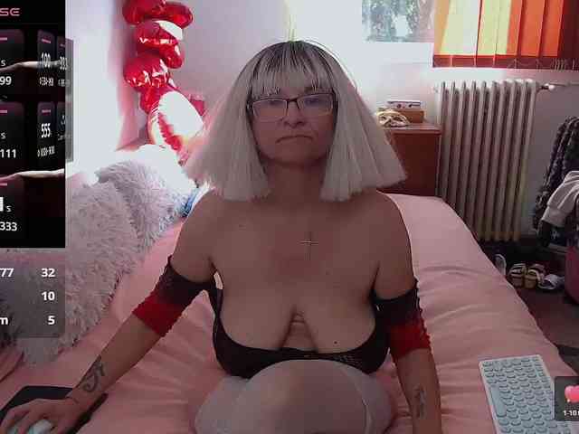 MilfDolores webcam