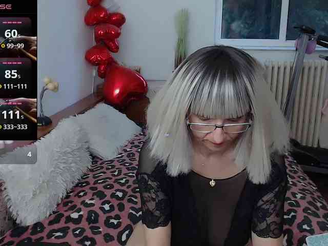 MilfDolores webcam