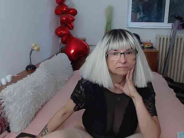 MilfDolores - Girl 