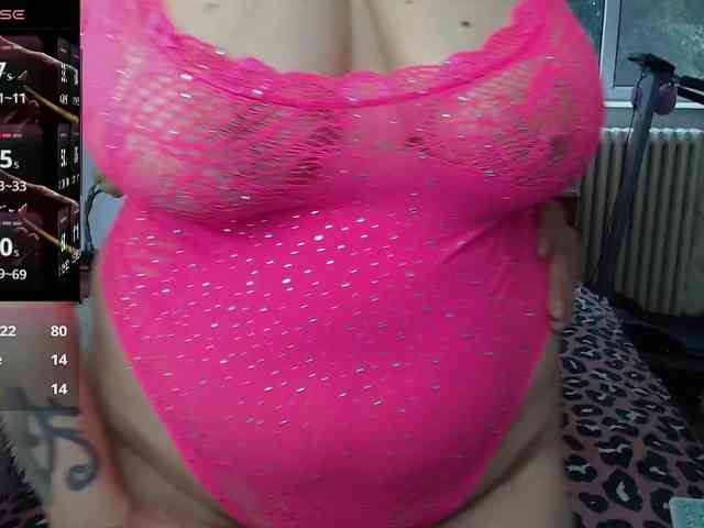 MilfDolores webcam