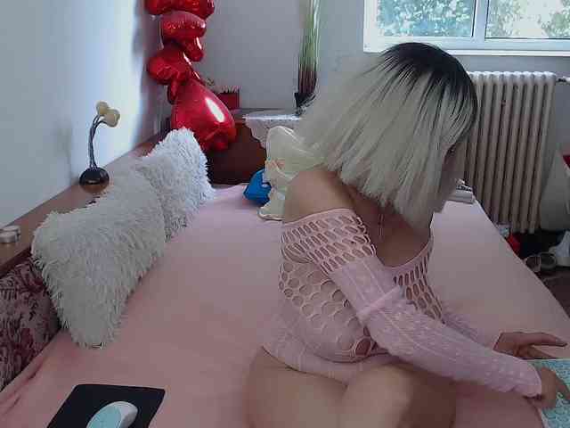MilfDolores webcam