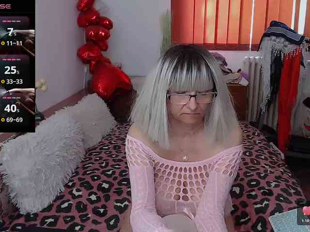 MilfDolores webcam