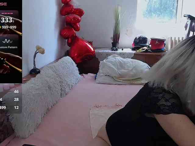 MilfDolores webcam
