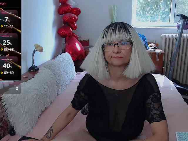 MilfDolores webcam