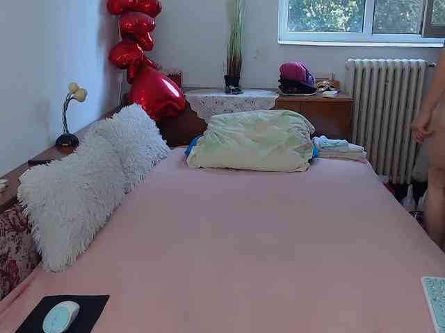 MilfDolores webcam