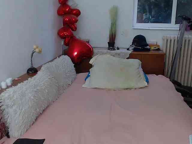 MilfDolores webcam