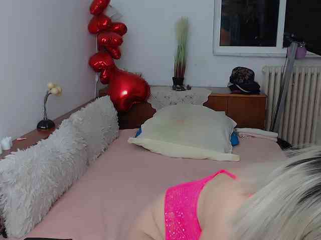 MilfDolores webcam