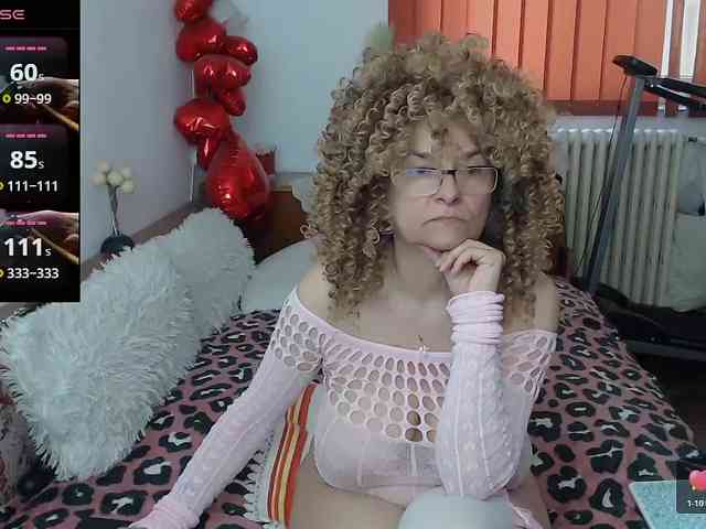 MilfDolores webcam