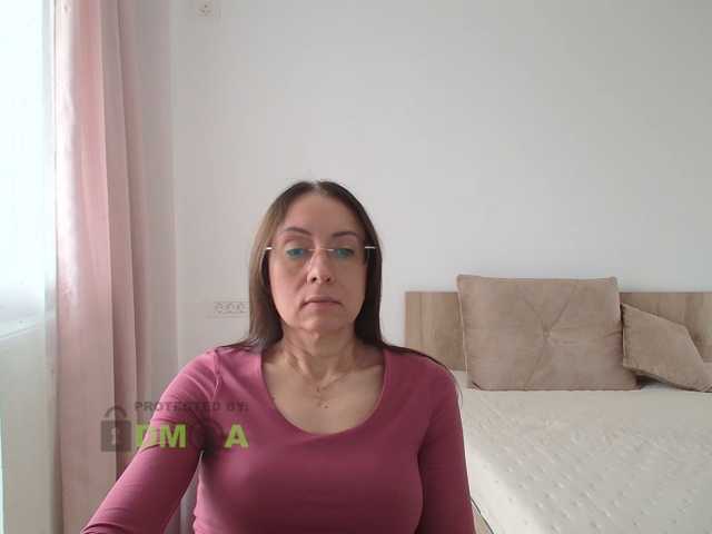 Valerianice live cam preview