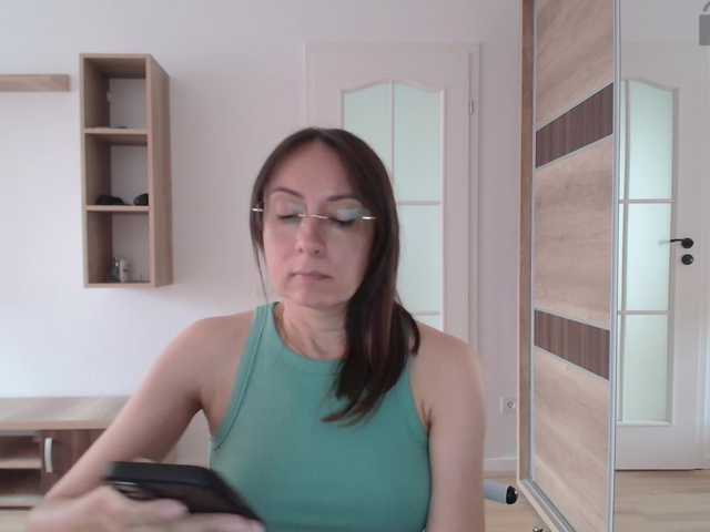 dulcesiomar8 live cam on BongaCams