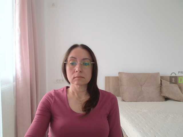 Valerianice live cam preview