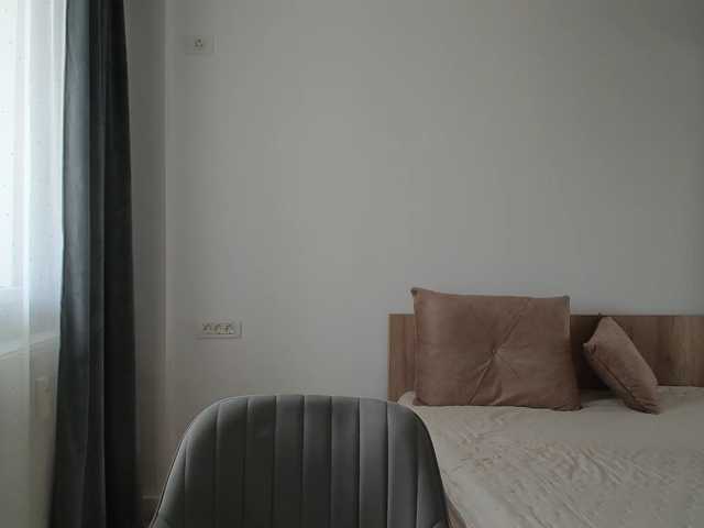 dulcesiomar8 live cam on BongaCams