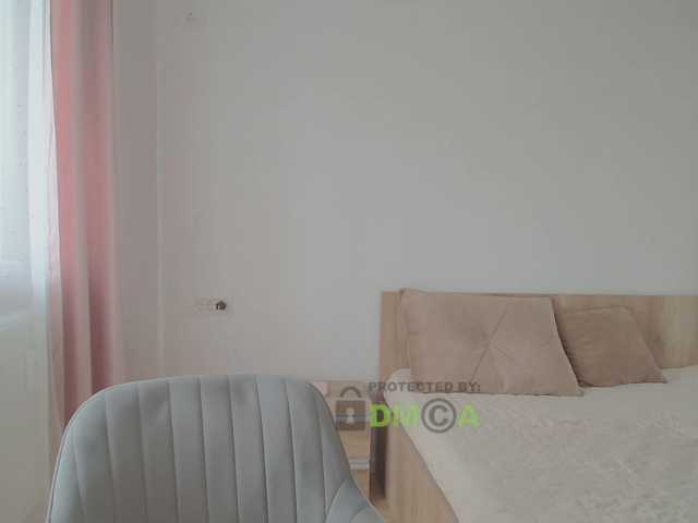 Valerianice live cam