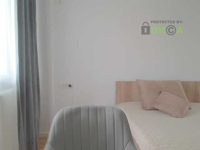 dulcesiomar8 live cam on BongaCams