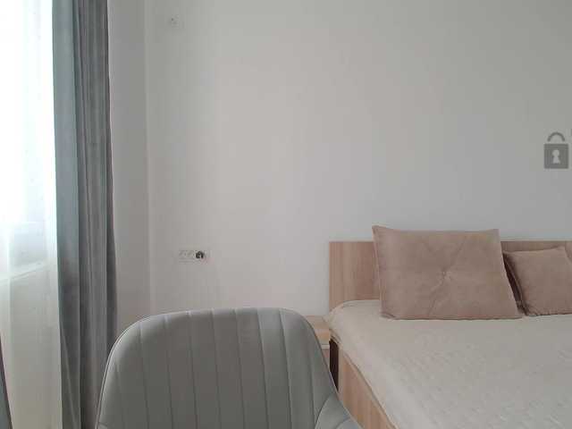 Valerianice — live female cam