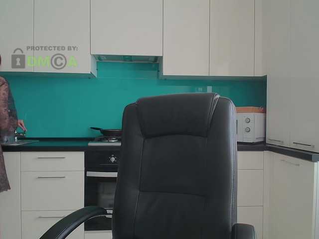 dulcesiomar8's BongaCams show and profile