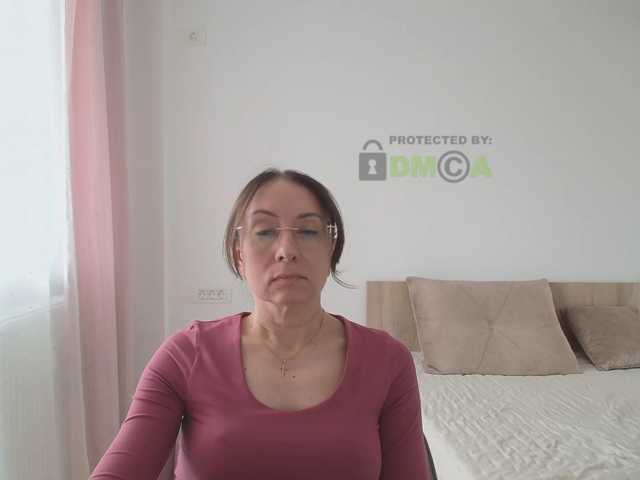 Valerianice live cam preview