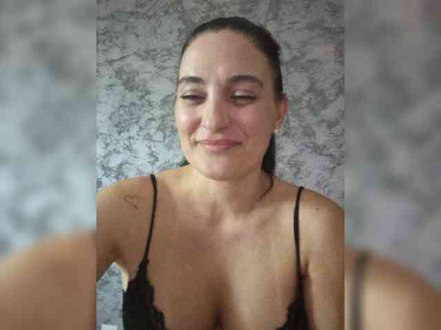 FoxxyAna webcam