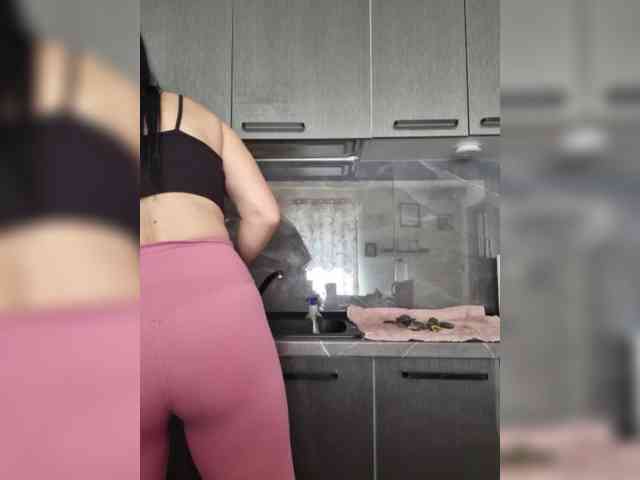 Modelo: FoxxyAna