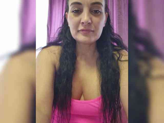 FoxxyAna webcam