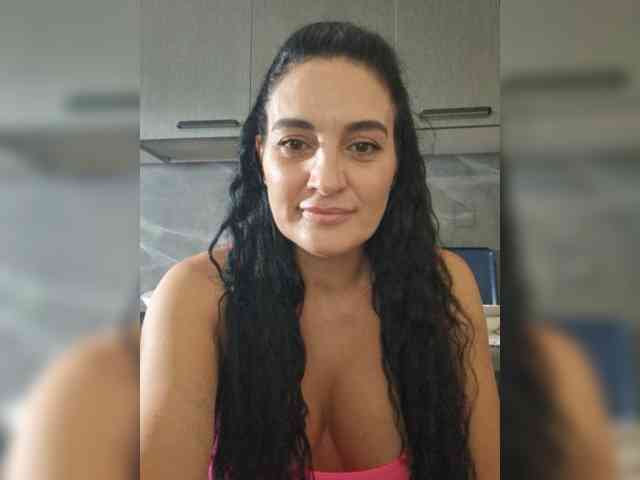 FoxxyAna webcam