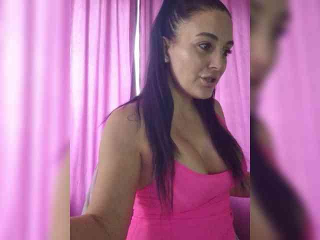 FoxxyAna webcam