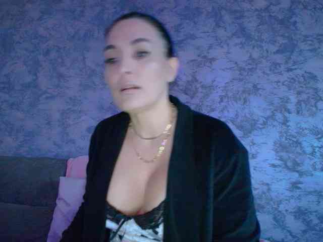 FoxxyAna webcam