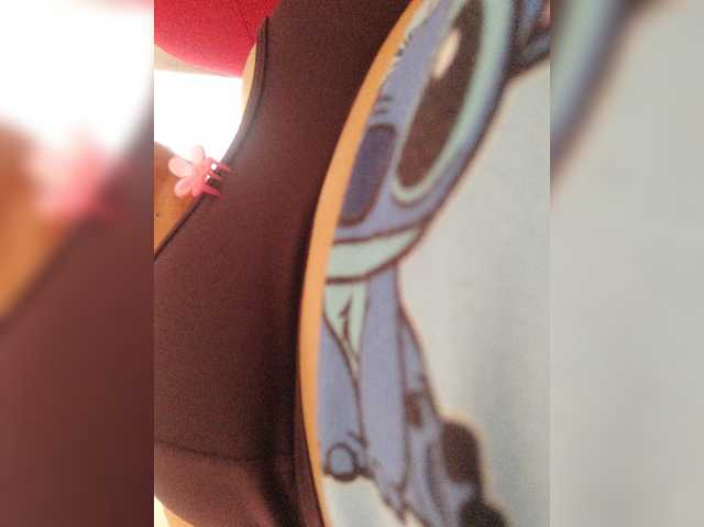 ZoeCamils live cam preview
