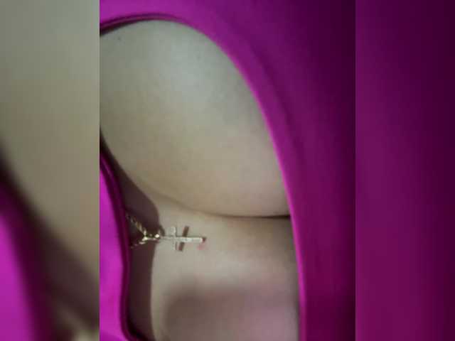 ZoeCamils live cam on BongaCams