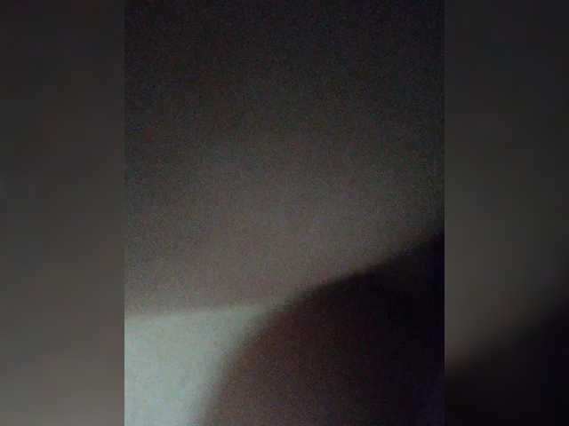 ZoeCamils live cam preview