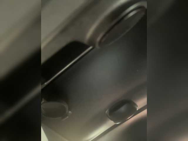 ZoeCamils live cam preview