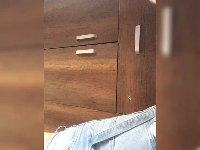 ZoeCamils live cam preview