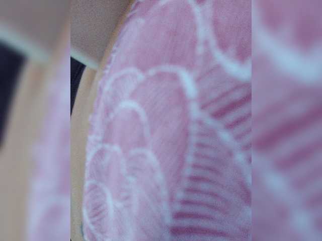 ZoeCamils webcam