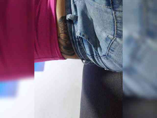 ZoeCamils webcam