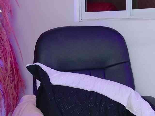 ZoeCamils webcam