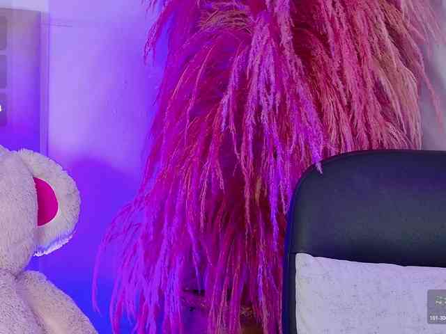 ZoeCamils webcam