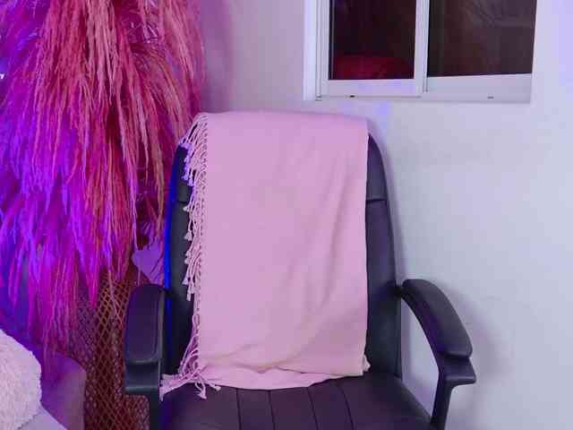 ZoeCamils webcam