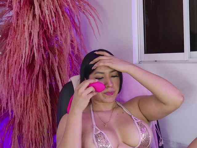 ZoeCamils webcam