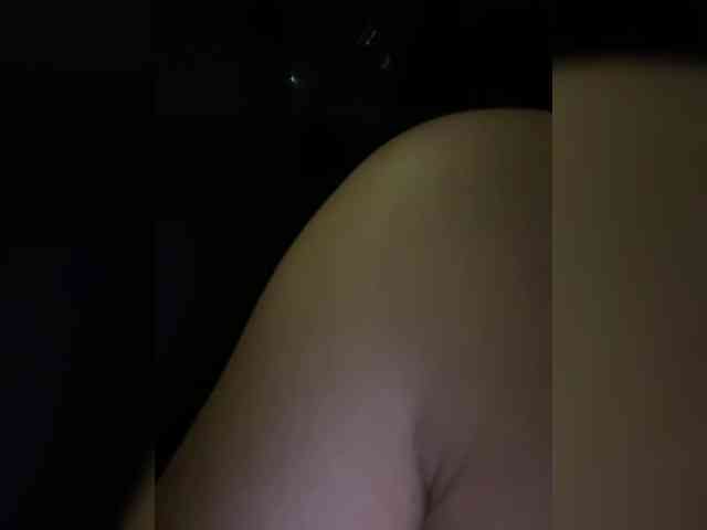 ZoeCamils webcam